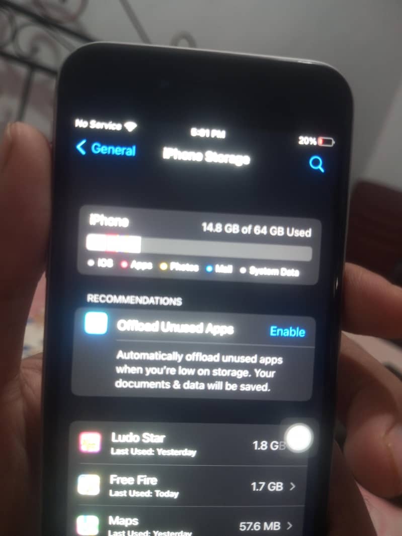 Apple iPhone 6s 1