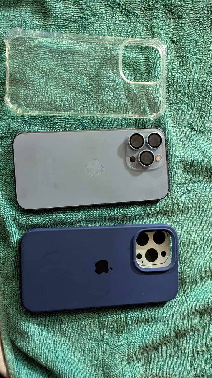 Apple iPhone 13 Pro 2