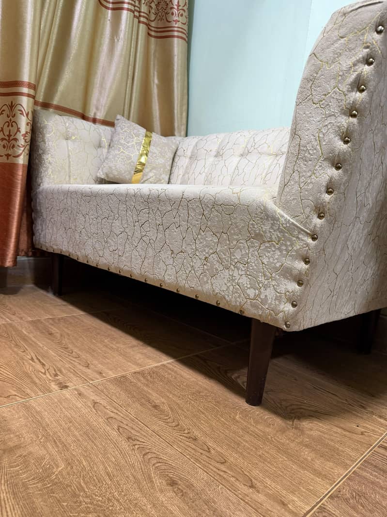 Sofa set 0