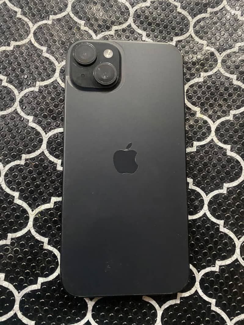 Apple iPhone 15 plus 1