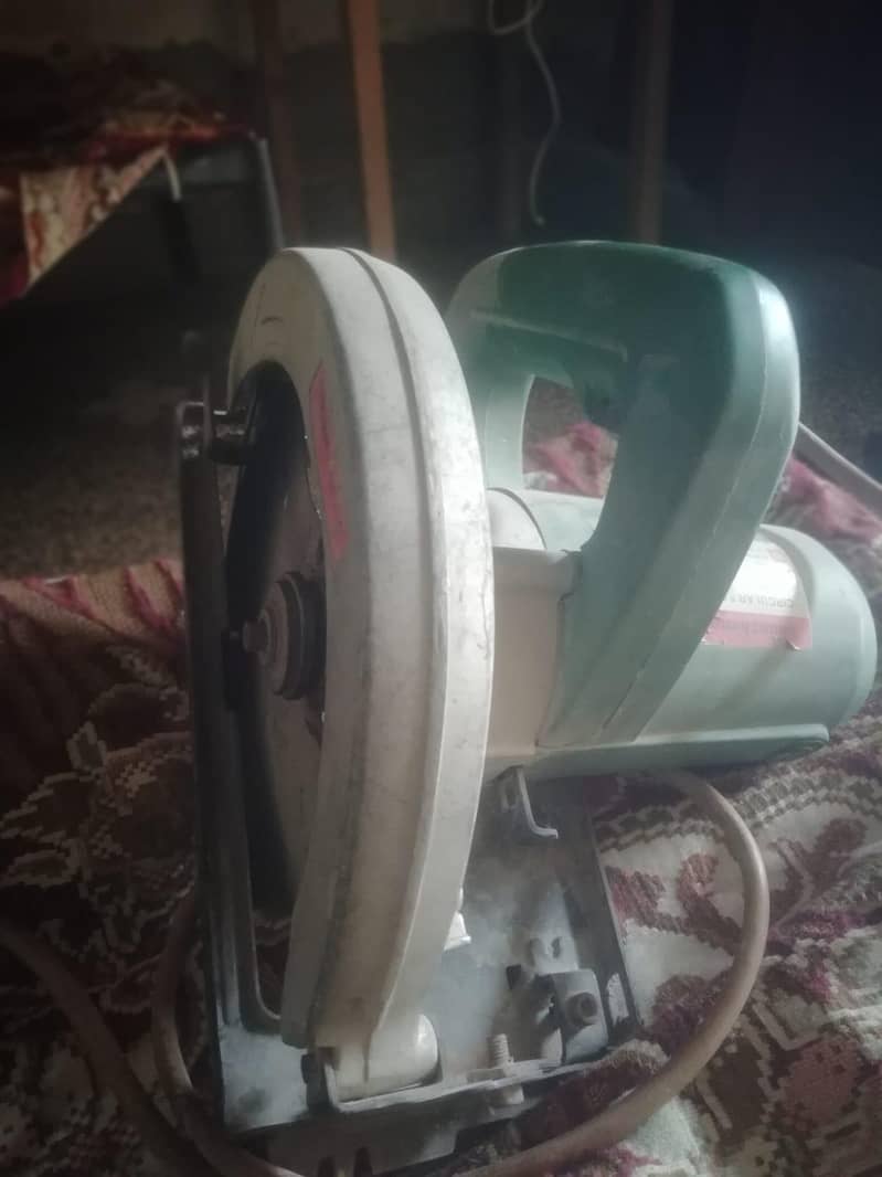 tile cutter and dirl machen - Hand Tools - 1120900657