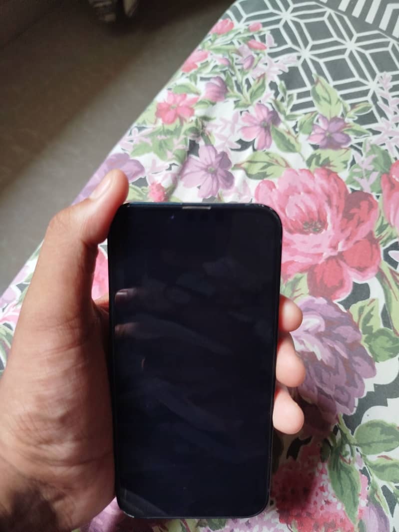 Apple iPhone 14 5