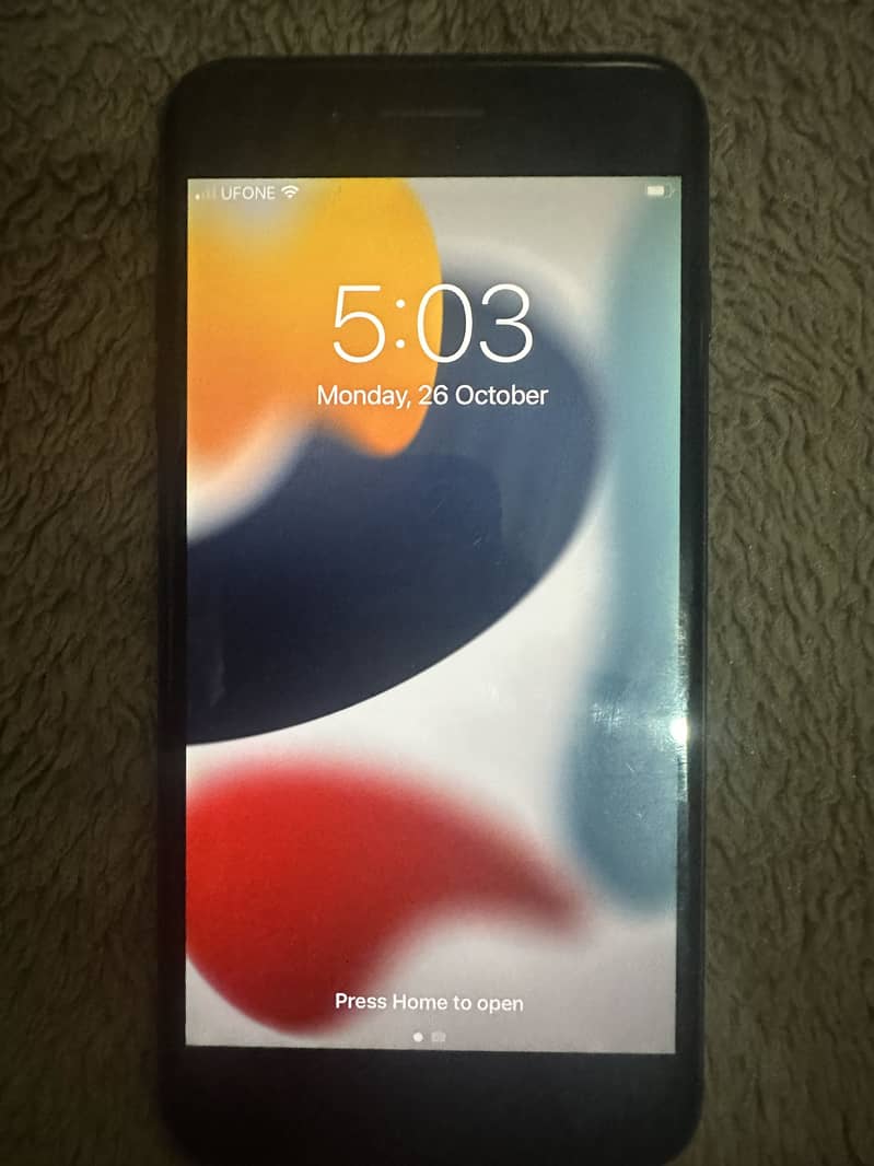 Apple iPhone 7 Plus 1