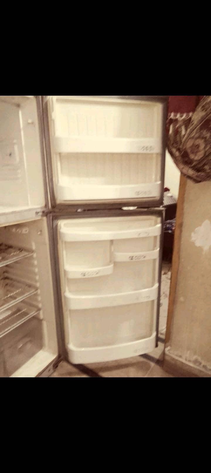 fridge 0