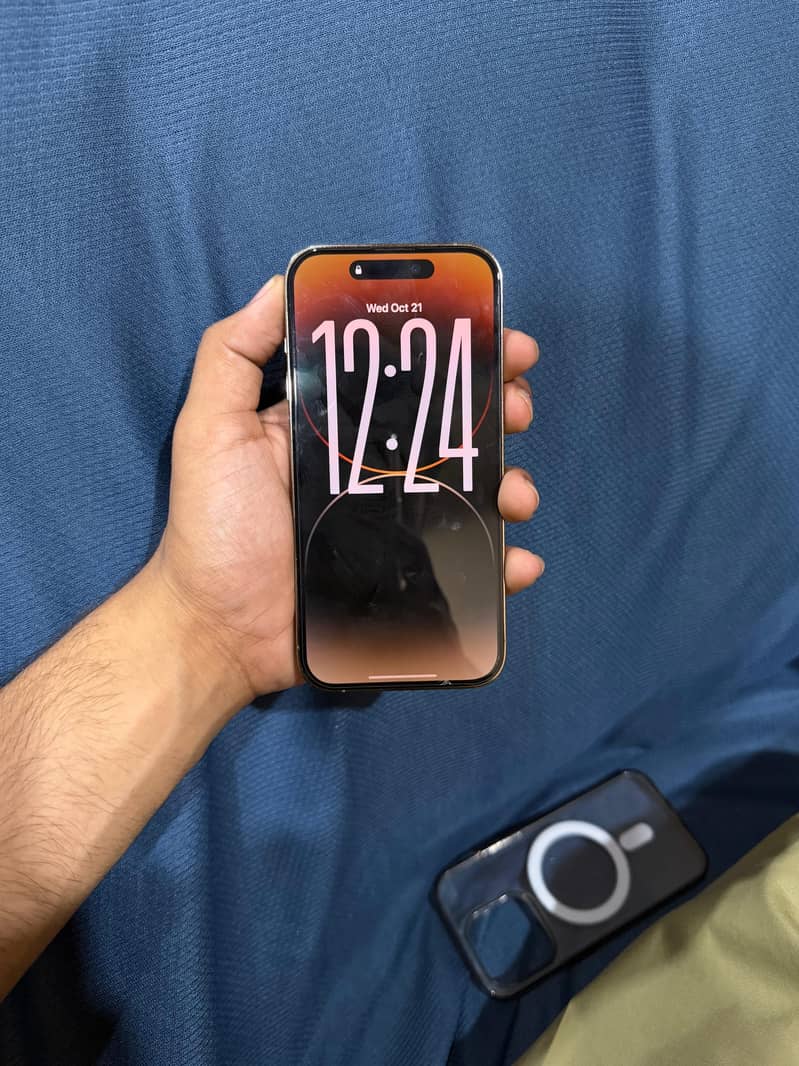 Apple iPhone 14 Pro 0