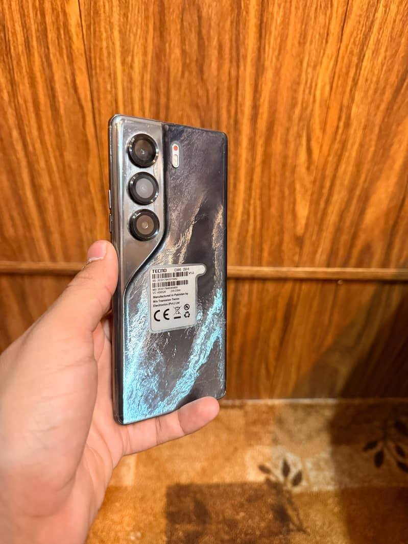 Tecno CAMON 40 Pro 5