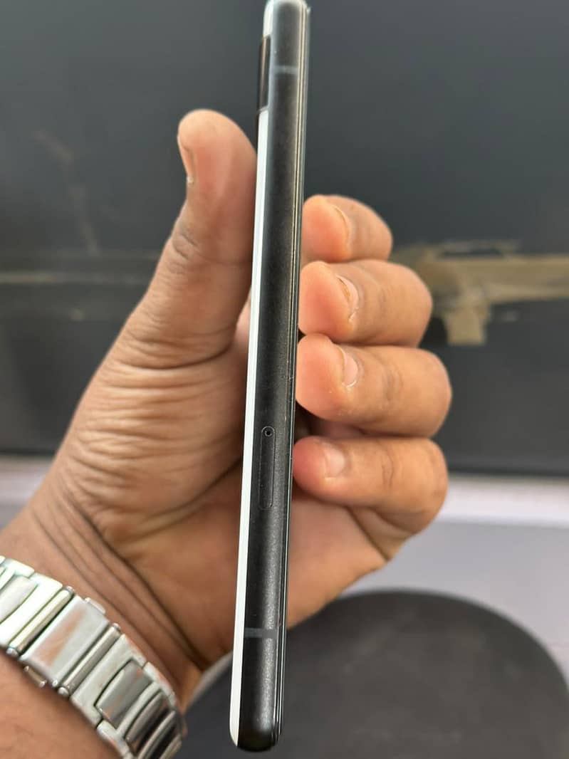 Google Pixel 6a - Mobile Phones - 1120900881