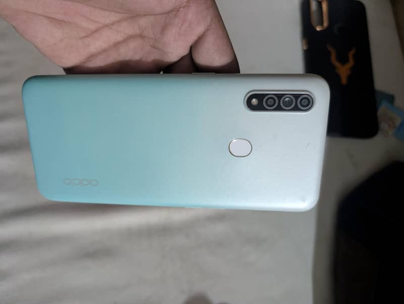 OPPO A31 0