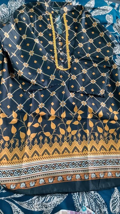 BEAUTIFUL PRINTED LAWN SUIT
