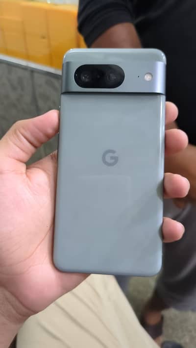 Google Pixel 8