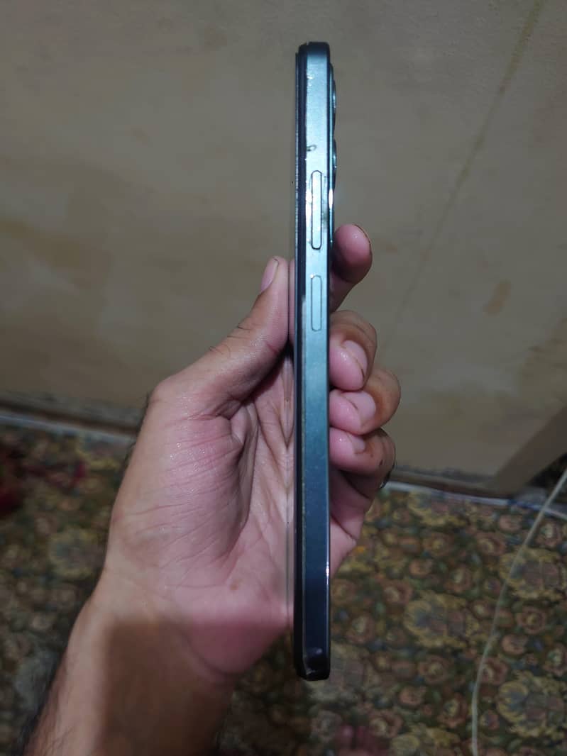Realme C71 3