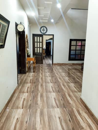 1 kanal almost brand new banglow