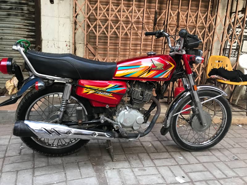 united 125 3