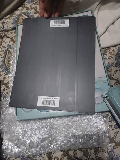 x ray cased size 8 by 10