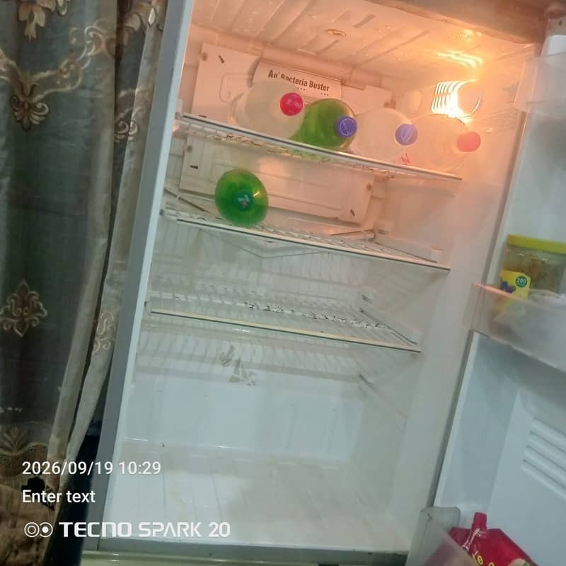 Refrigerator 1