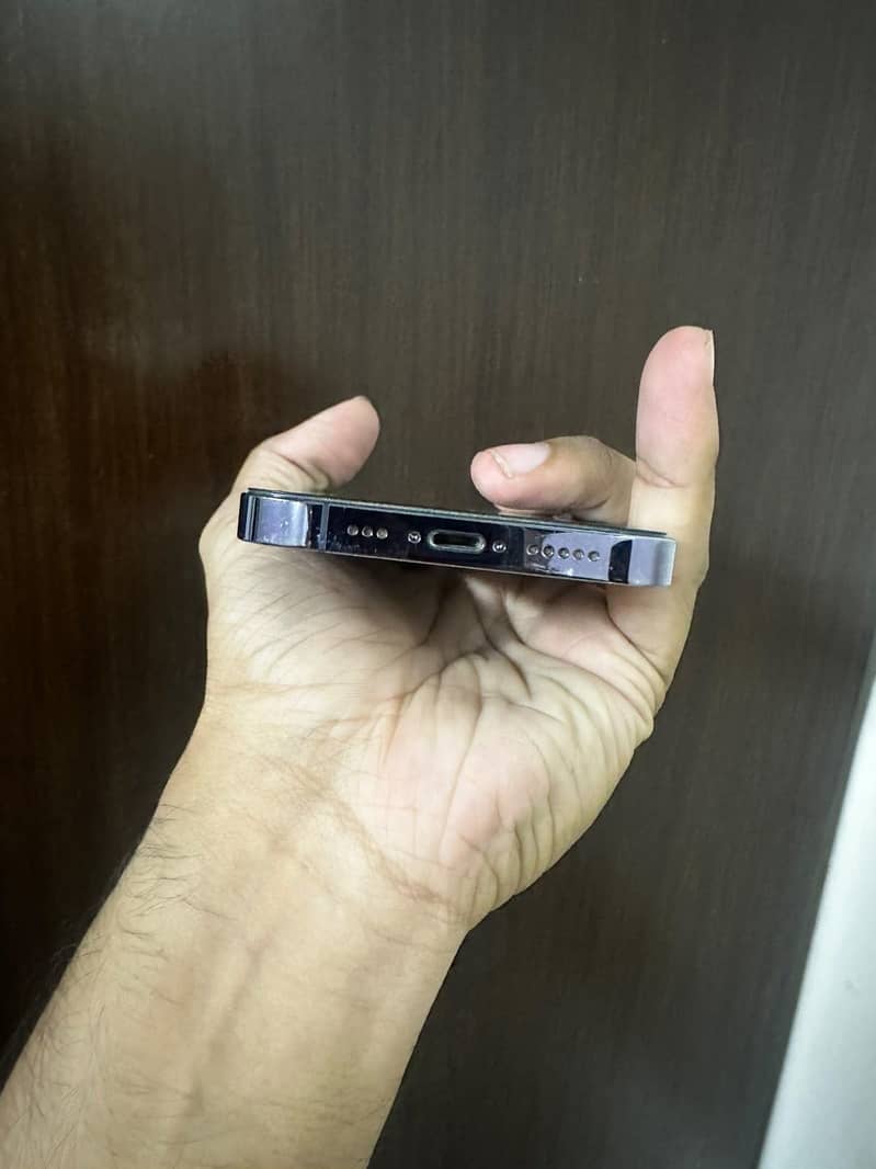 Apple iPhone 14 Pro 3