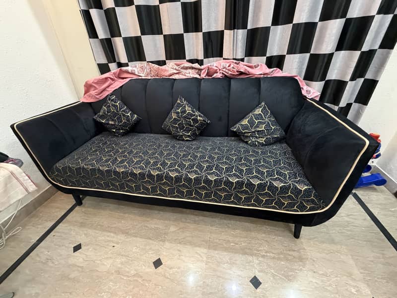 Sofa set 0