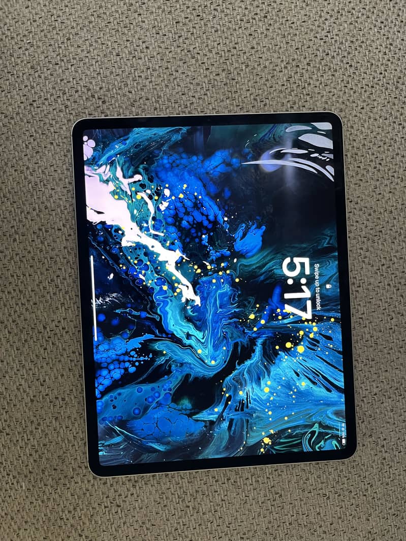 iPad Pro 12.9” + Magic Keyboard 0