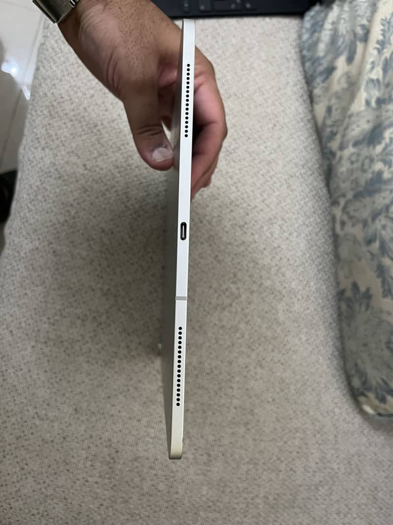 iPad Pro 12.9” + Magic Keyboard 6