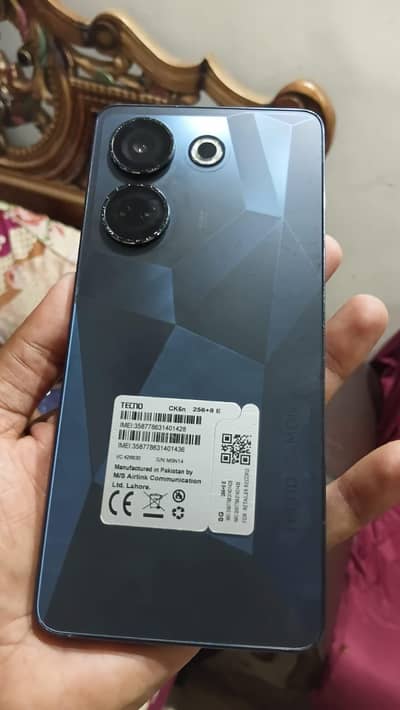 Tecno CAMON 20