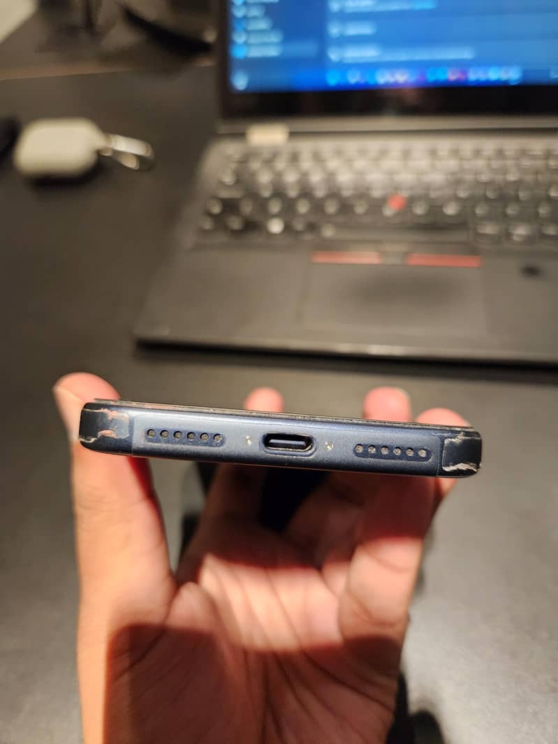 Apple iPhone 17 Pro Max 7