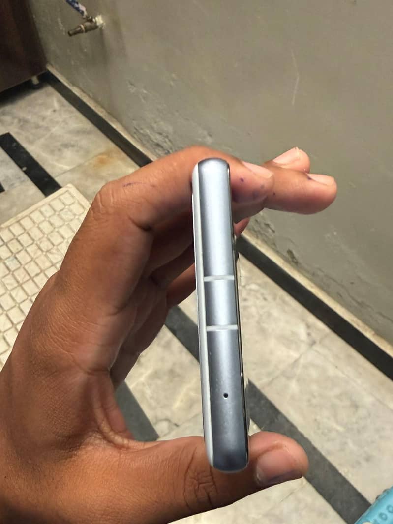 Google Pixel 7a 1