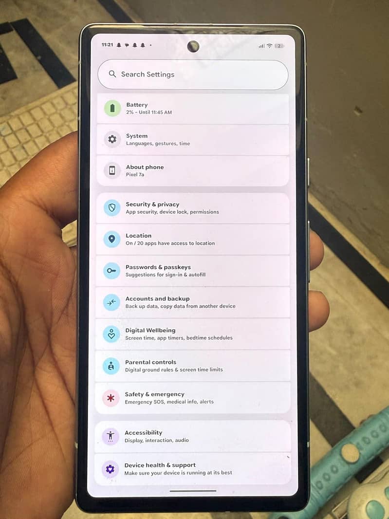Google Pixel 7a 5