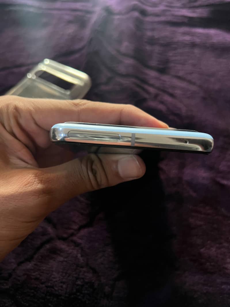 Google Pixel 8 Pro 3