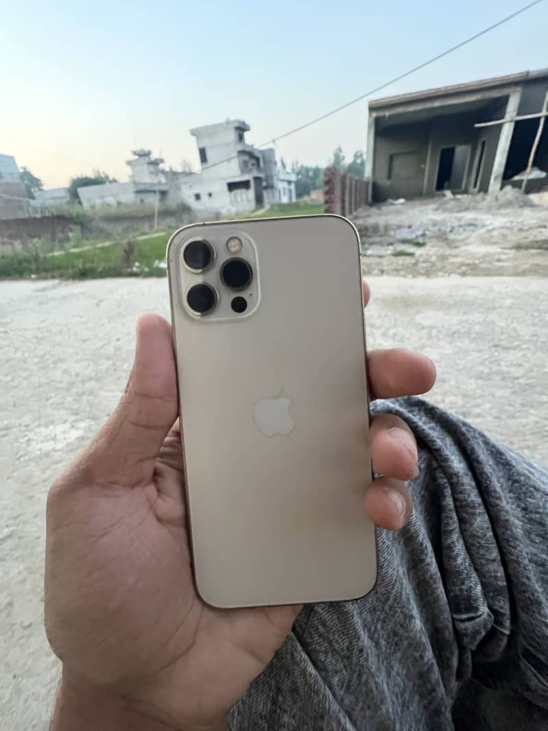 Apple iPhone 12 Pro 2