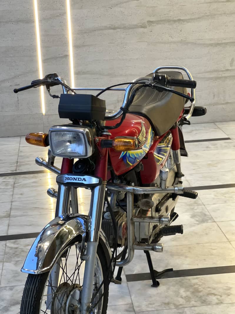 Honda cd70 5