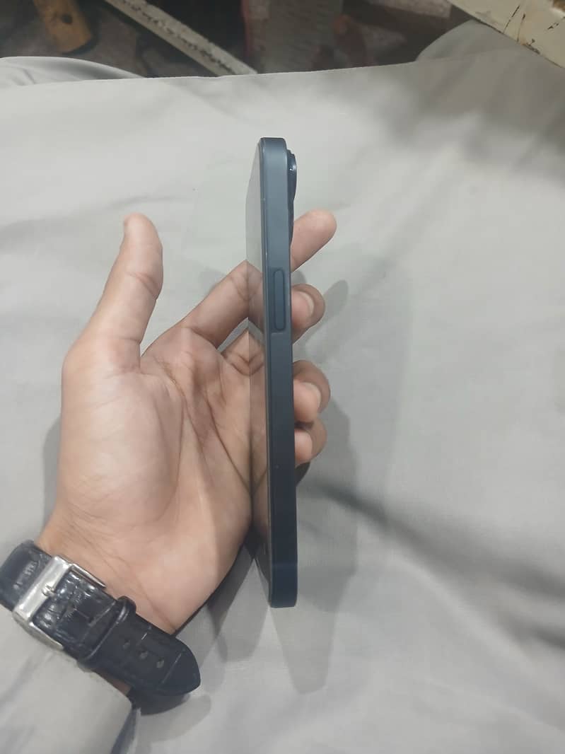 Apple iPhone 14 7