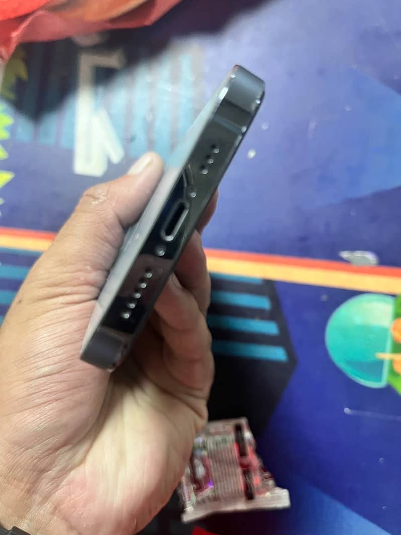 Apple iPhone 13 Pro 6