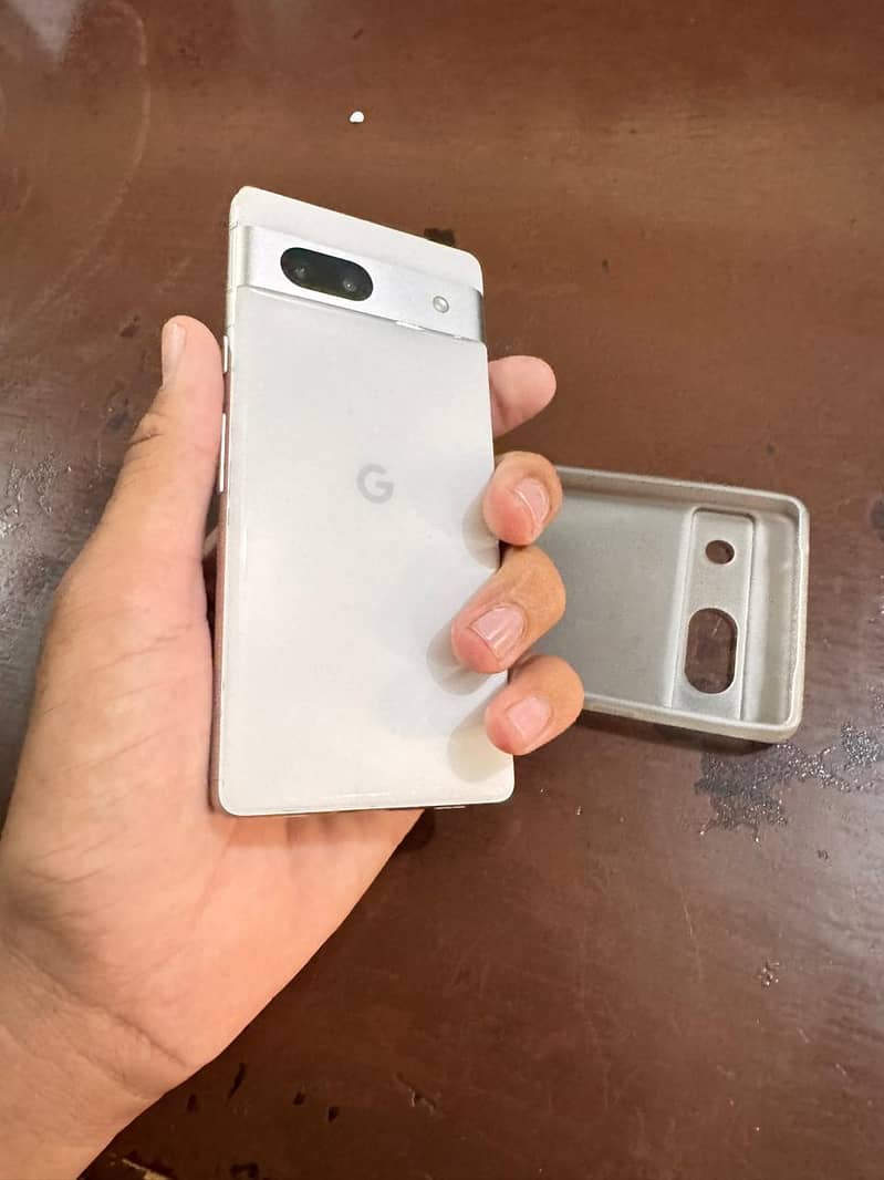 Google Pixel 7a 1