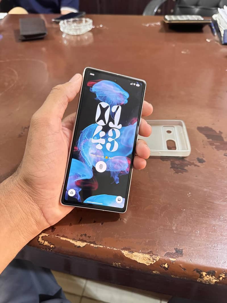 Google Pixel 7a 3