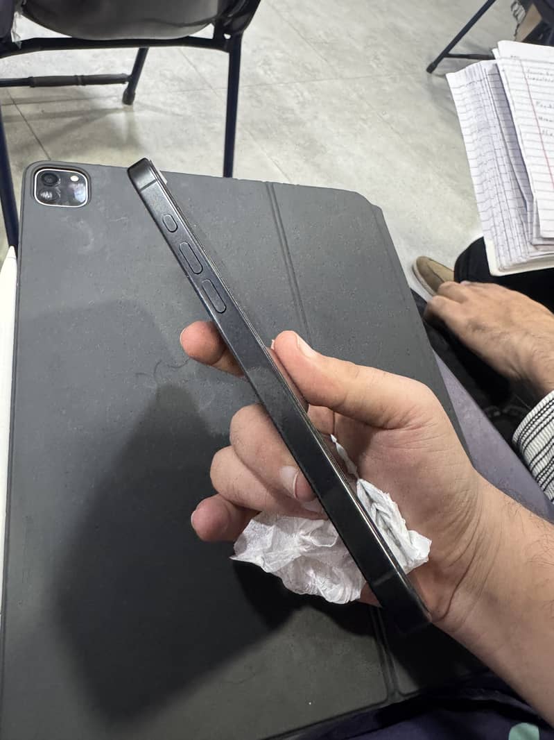 Apple iPhone 15 Pro Max JV 1