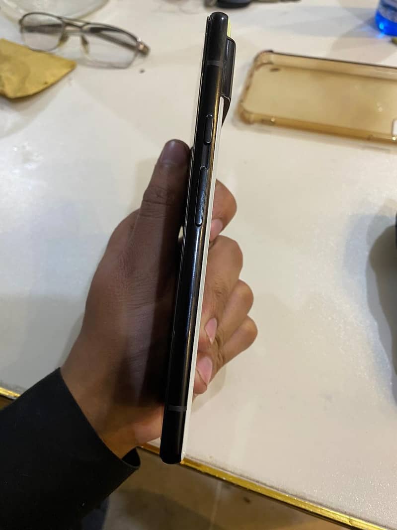 Google Pixel 6 3