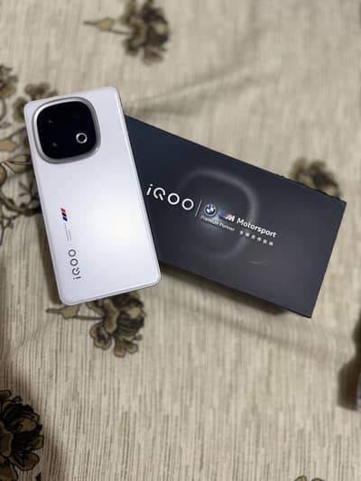 Vivo iQOO 13 BMW edition 16/512 non pta with box