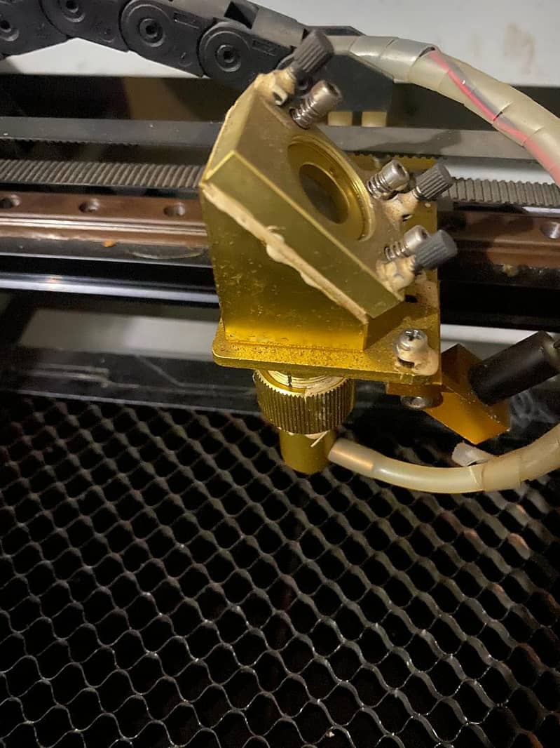 laser cutting machine 3