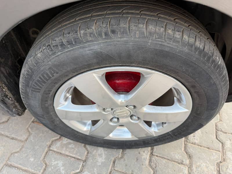 Suzuki Swift 2012 9