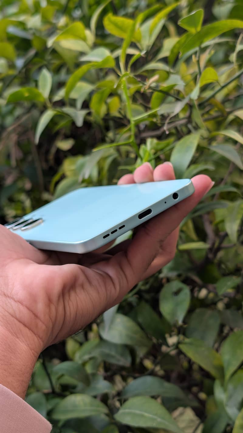 Tecno Spark 40 Pro 3