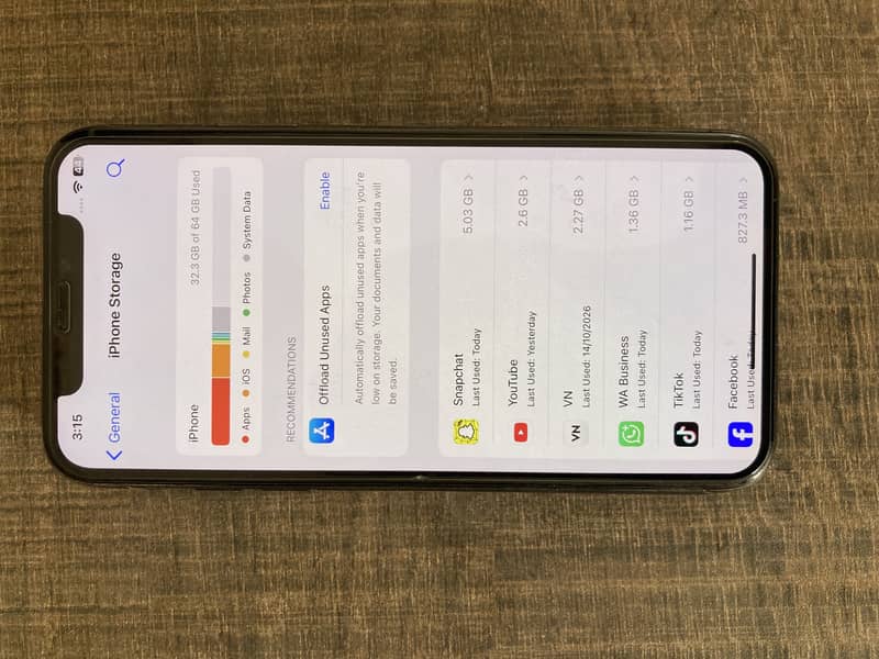 Apple iPhone X 5