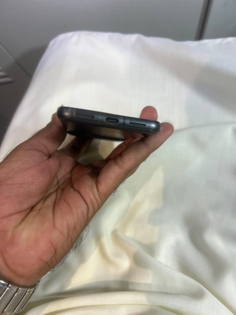 Google Pixel 8 3