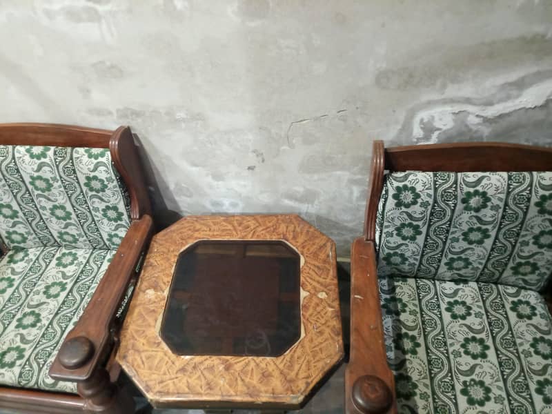 sofa set two tables 3