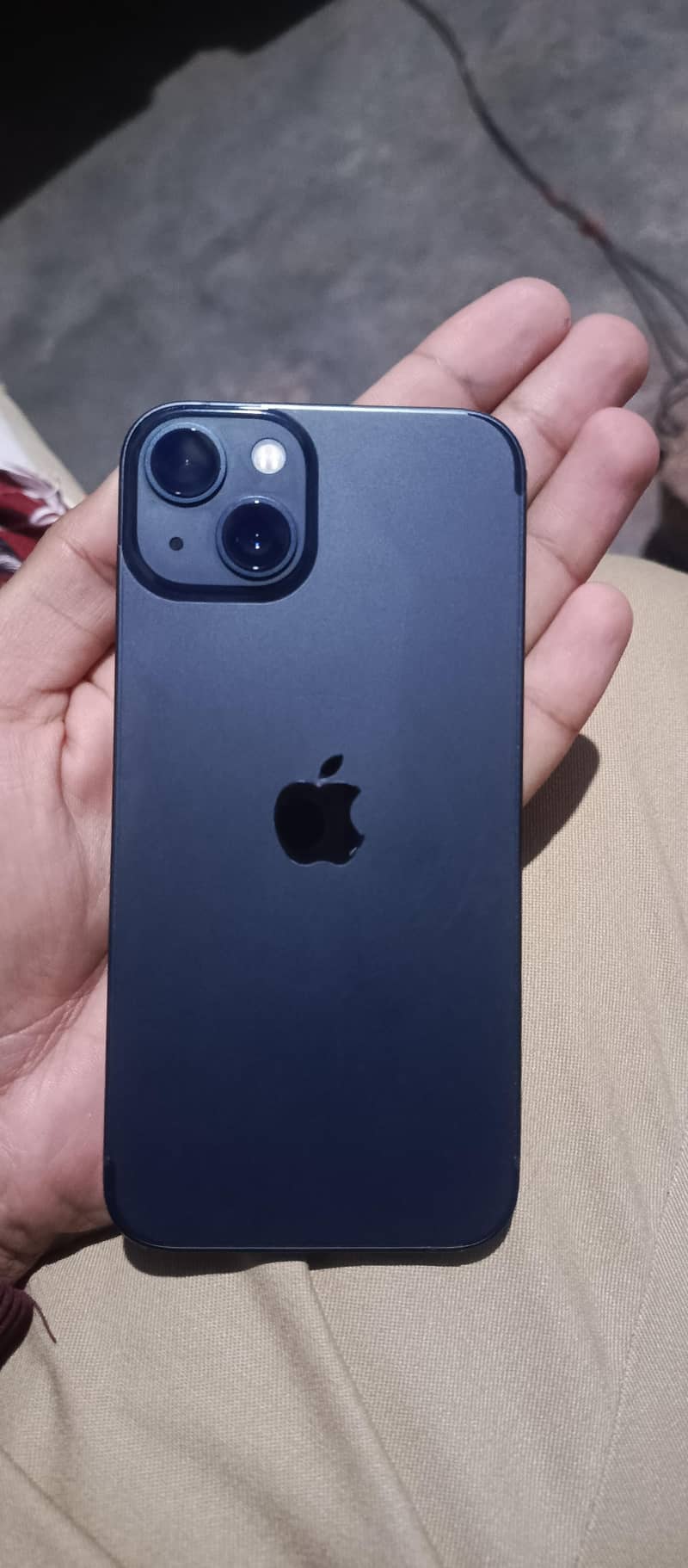 Apple iPhone 13 0