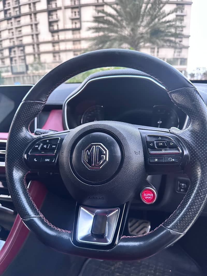 MG HS 2021 13