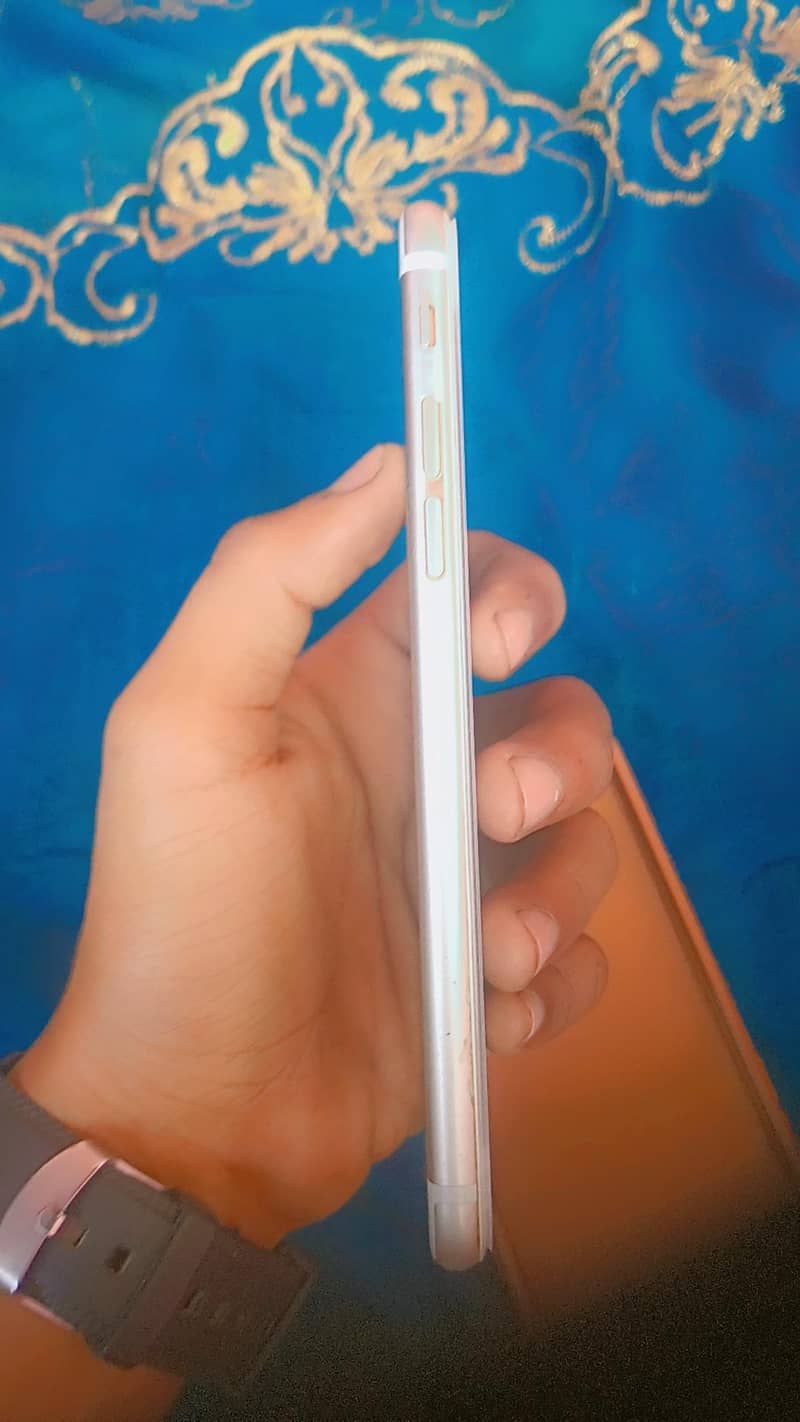 Apple iPhone 6 5