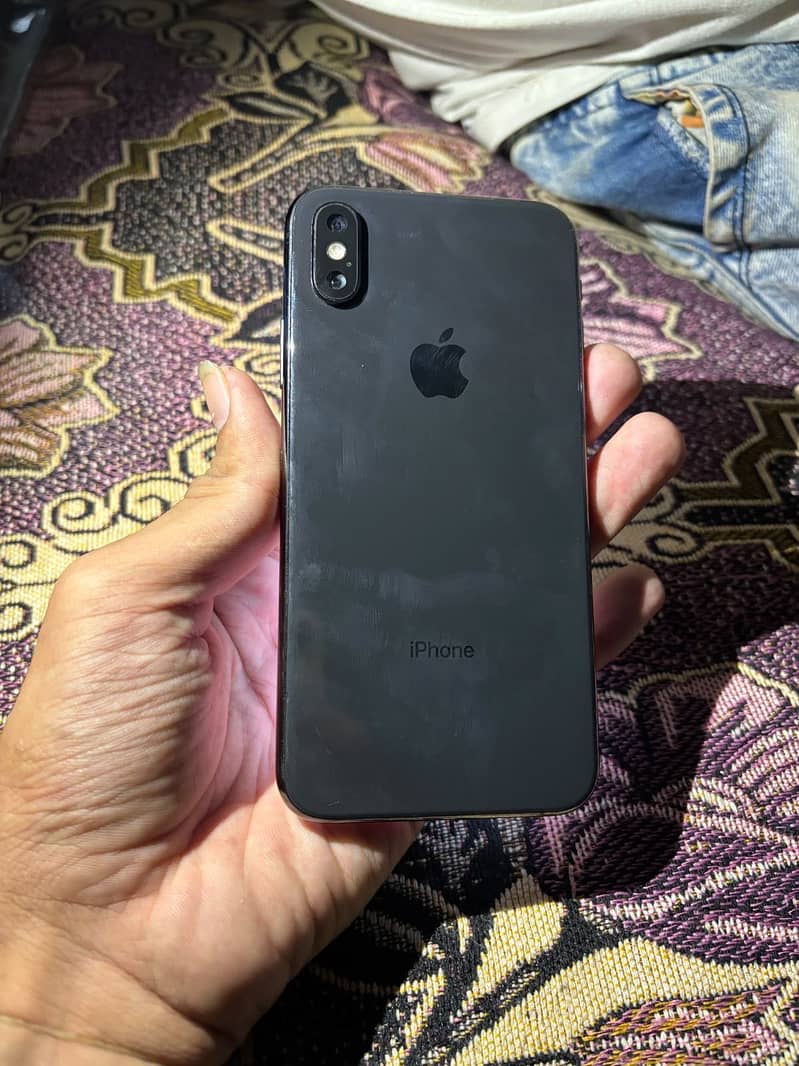 Apple iPhone XS 3
