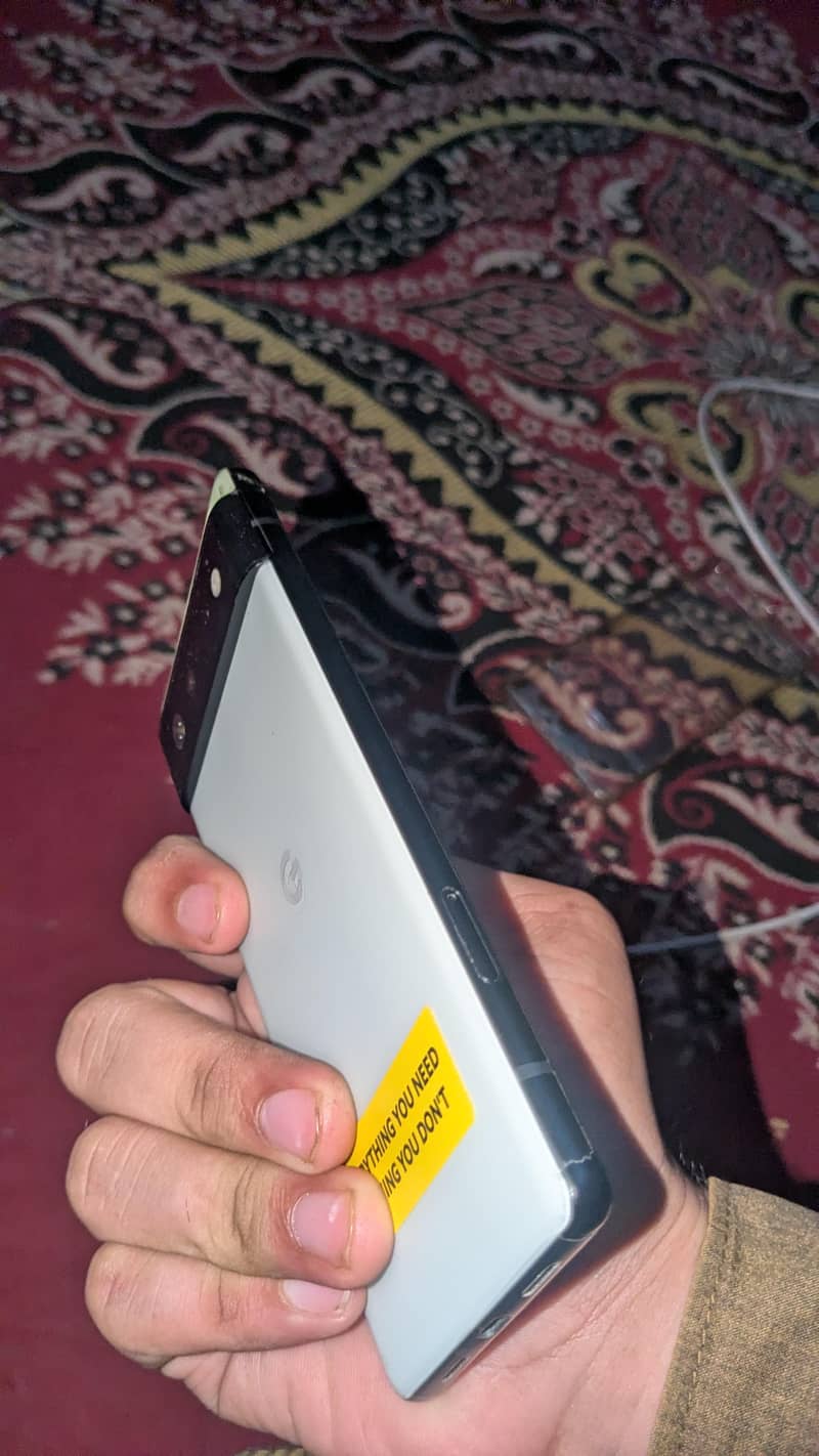 Google Pixel 6 3