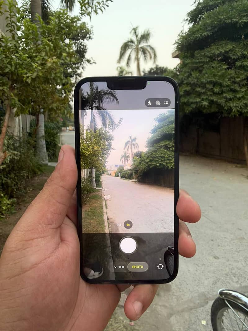 Apple iPhone 14 mdm 1