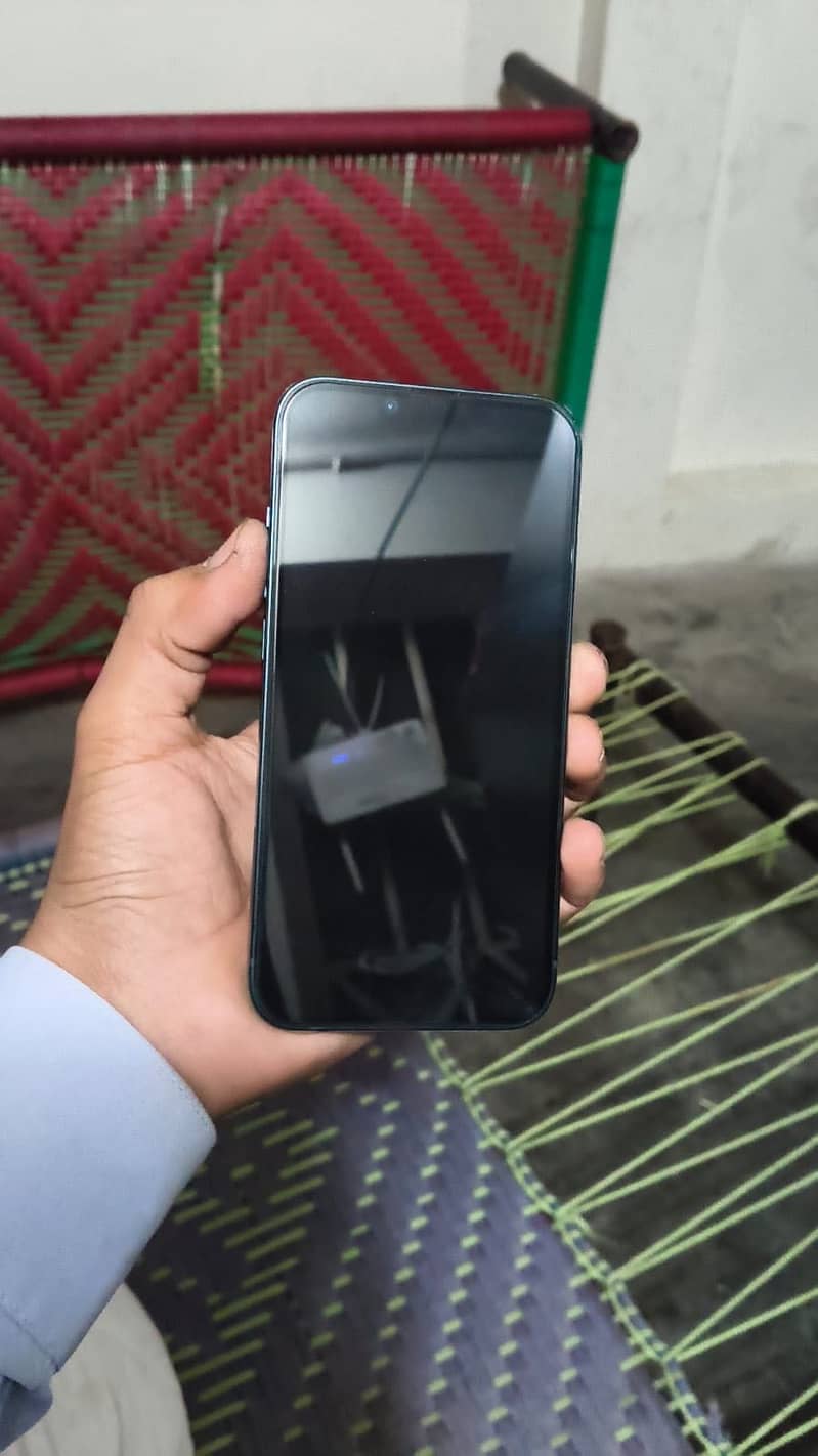 Apple iPhone 14 2